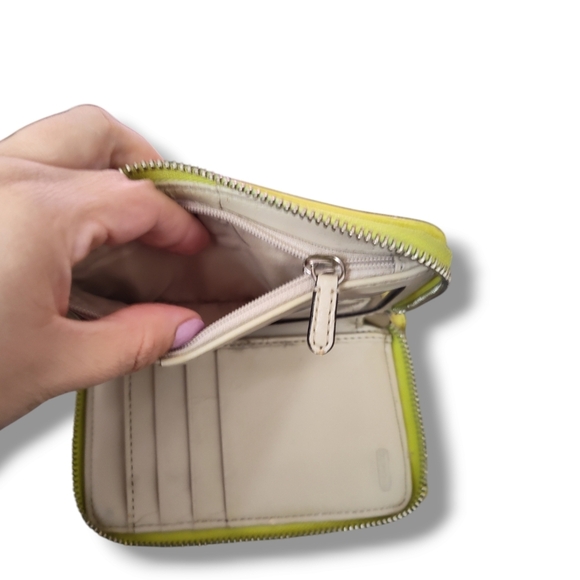Coach Wallet/ Wristlet in Yellow 💛 - Picture 6 of 14